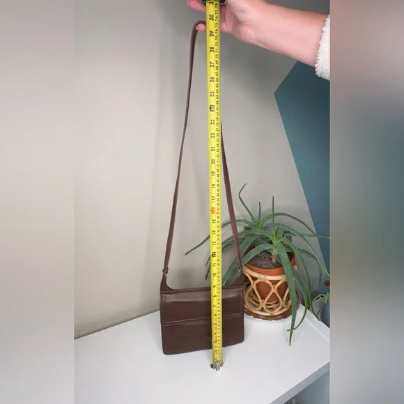 Fossil Vintage Brown Leather Crossbody Wallet Purse | 90s Y2K Minimalist - Picture 13 of 13